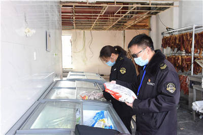 紅原縣啟動(dòng)冷鏈?zhǔn)称穼ｍ?xiàng)檢查，強(qiáng)化食品技術(shù)開發(fā)與安全監(jiān)管